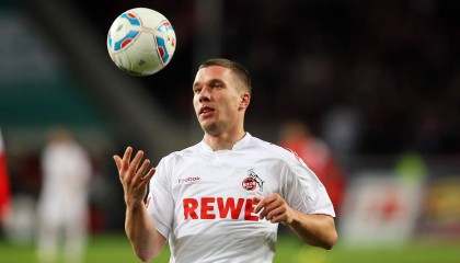 开云体育安全平台-墨尔本联赛季开局表现亮眼，墨尔本比赛结果