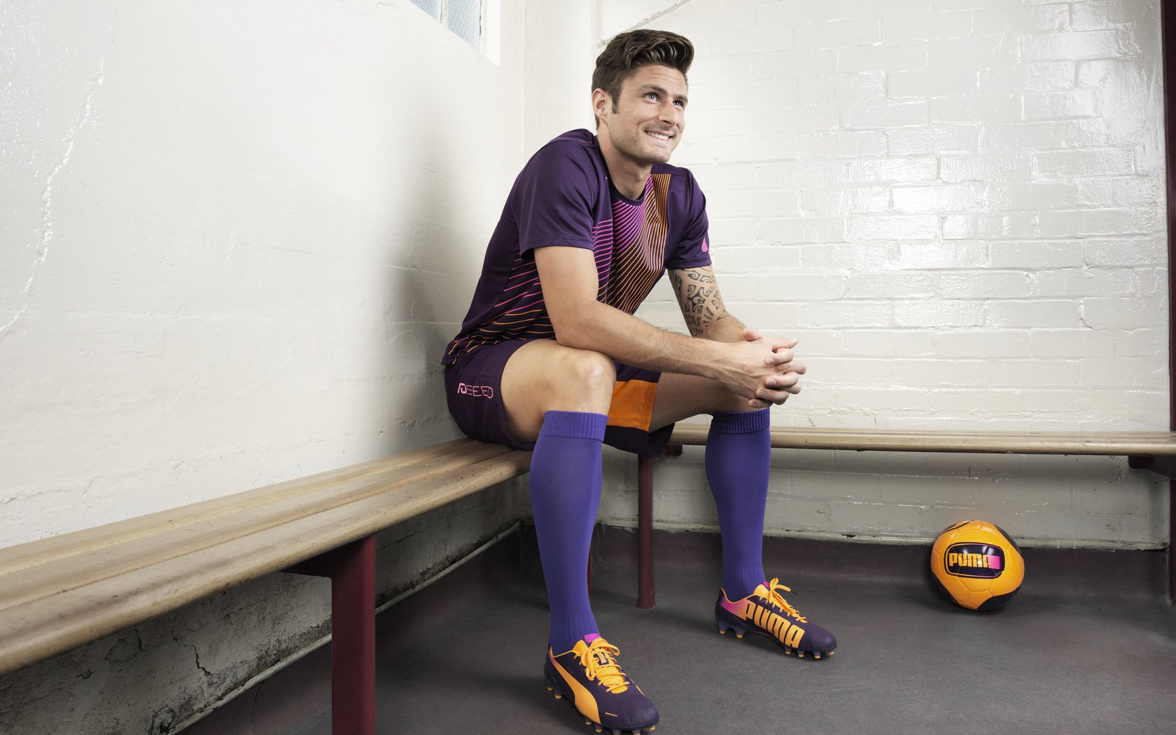 广州恒大将对阵韩国球队，争夺决赛名额，韩国评价广州恒大5比1